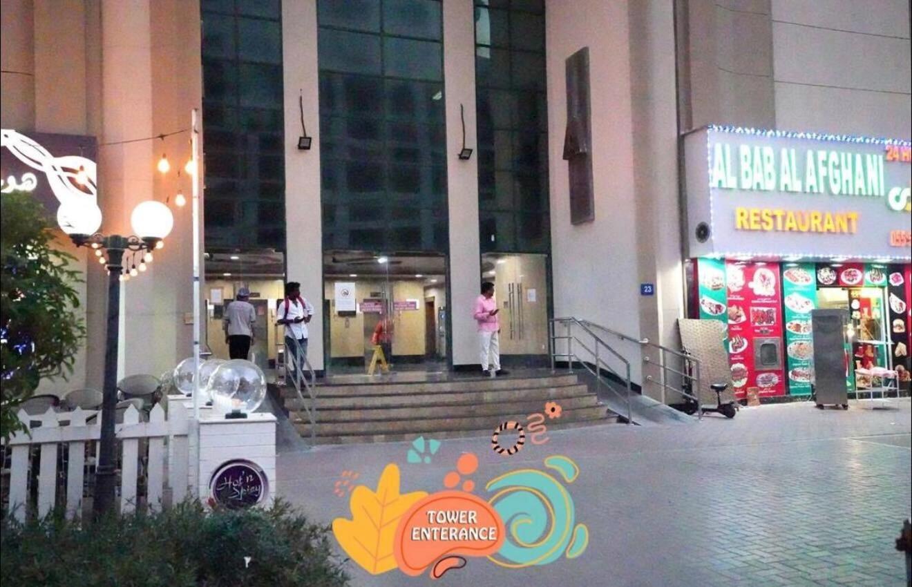 Rest Partition In Tecom Near Metro Homestay Dubai