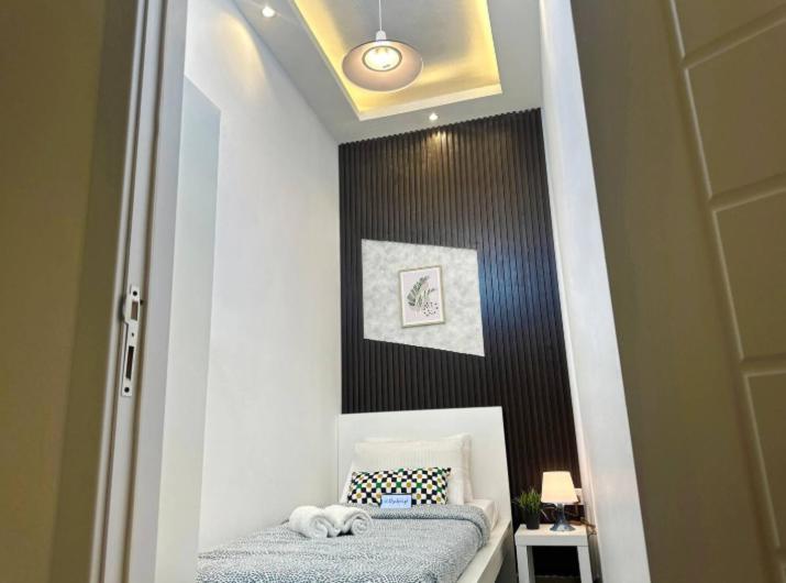 Rest Partition In Tecom Near Metro Dubai